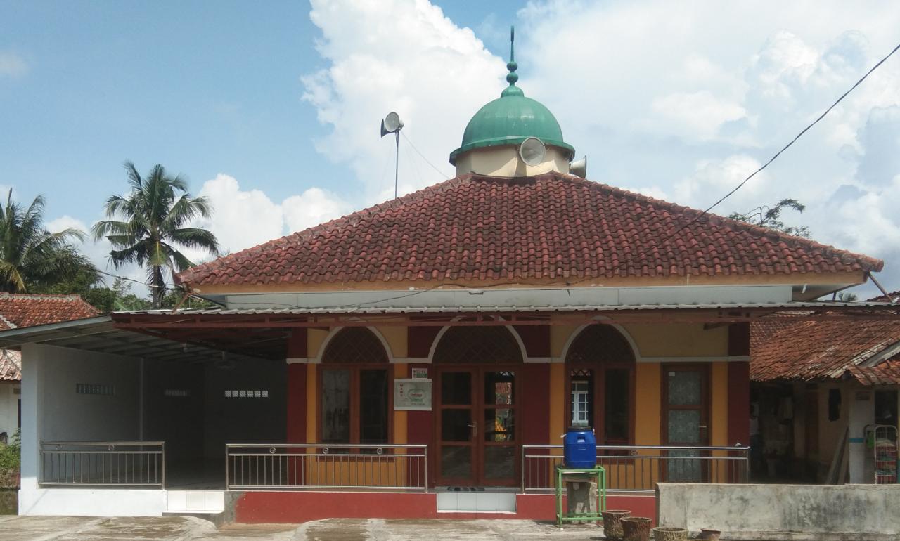 Foto Masjid Al-Iman